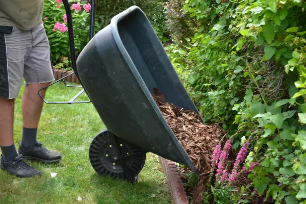 Mulching in Vacaville, CA